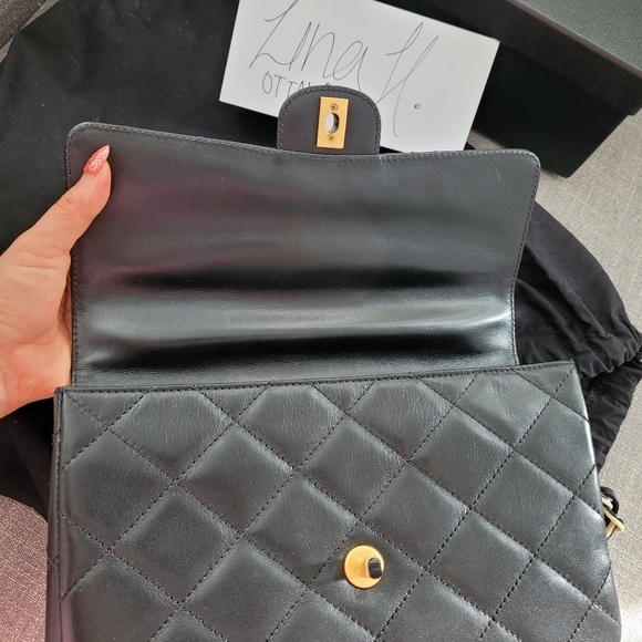 Chanel Medium Single Flap Limited Edition - Picture 8 of 15